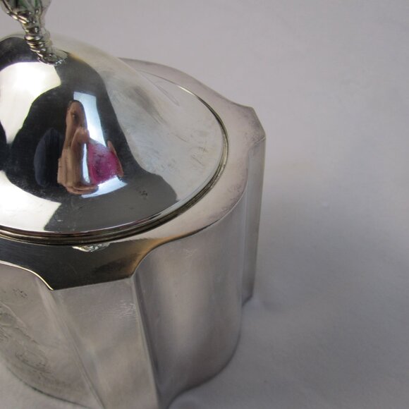 HBC Hudson's Bay 1995 Silver Plated 325 Years Engraved Commemorative Trinket Box - Picture 6 of 14